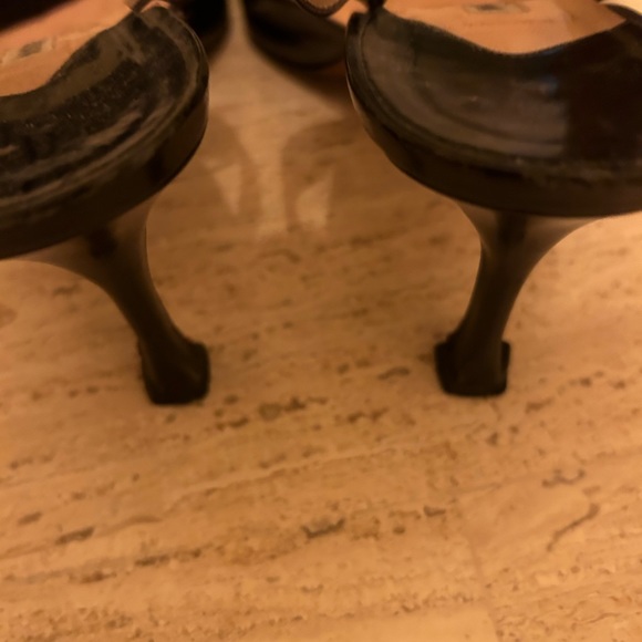 Manolo Blahnik Carolyne Pump - Picture 6 of 7